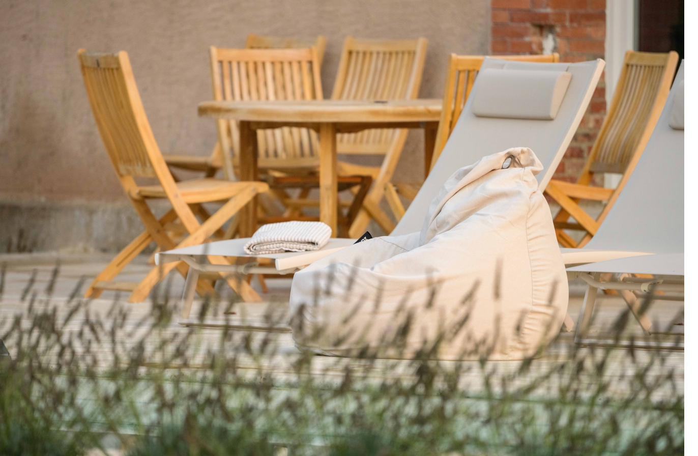 Terrace table and chairs
